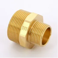Ниппель НН 1"1/2 x 1" бронза